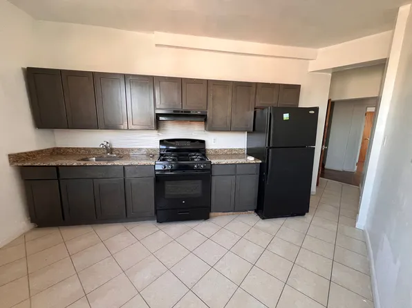 210-212 Central Ave #5HE, Orange, NJ 07050