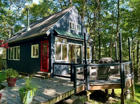 3385 Bent Rd, Meadows Of Dan, VA 24120