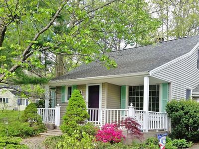 17061 Sunset Dr, Chagrin Falls, OH, 44023
