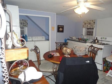 2nd image of 453 Harrison Ave