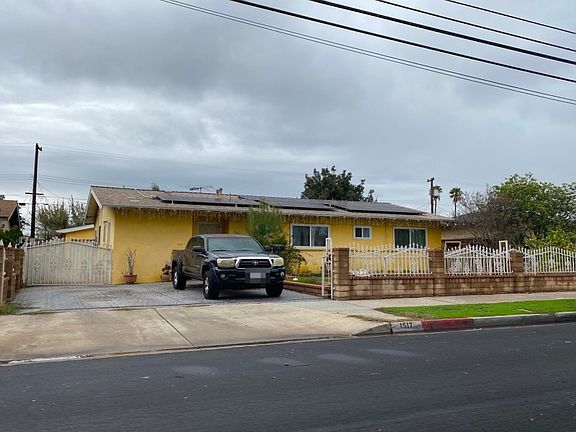 3rd image of 1517 E Romneya Dr