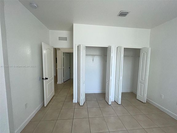 5th image of 1543 SE 25th St Unit 109