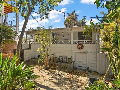 2266 Cove Ave, Los Angeles, CA, 90039
