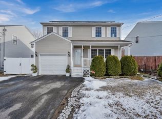 43 Martha St, Springfield, MA 01151