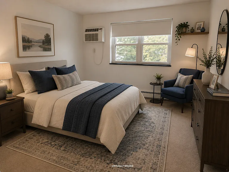 Lexington St Apartments — Photo 37