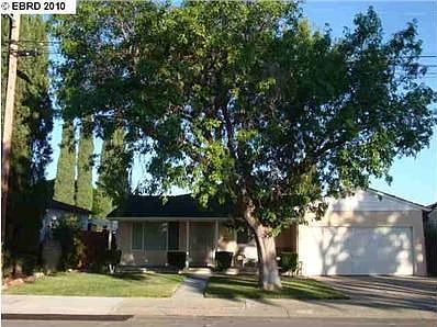 5th image of 348 Rose Ann Ave