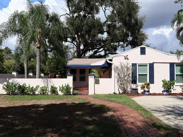 2633 W SUNSET DRIVE, TAMPA, FL 33629