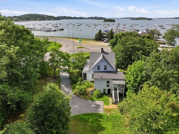 45 Summer St, Hingham, MA 02043