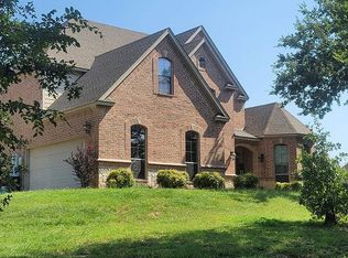 112 Overton Ridge Cir, Weatherford, TX 76088