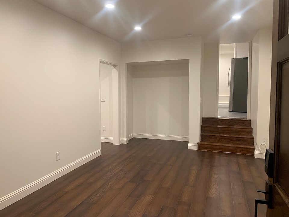 1st image of 1033 E Gutierrez St