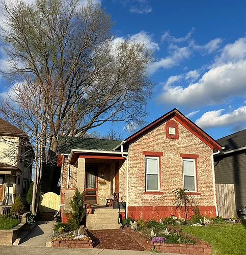 716 Brown St Photo 1