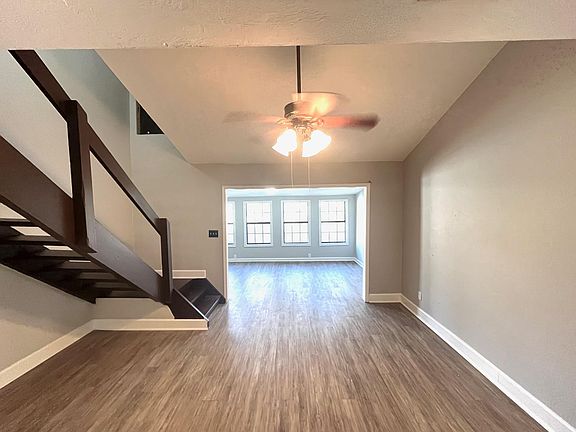 3rd image of 1010 Sharer Ct Unit 19