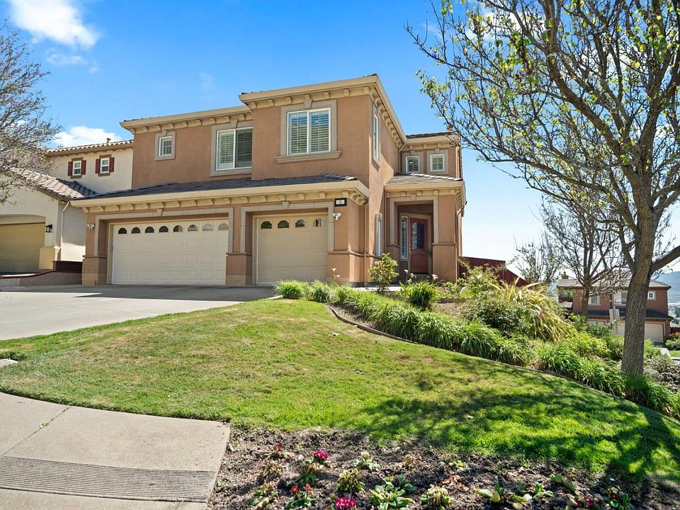 1st image of 15 Monte Vista Way