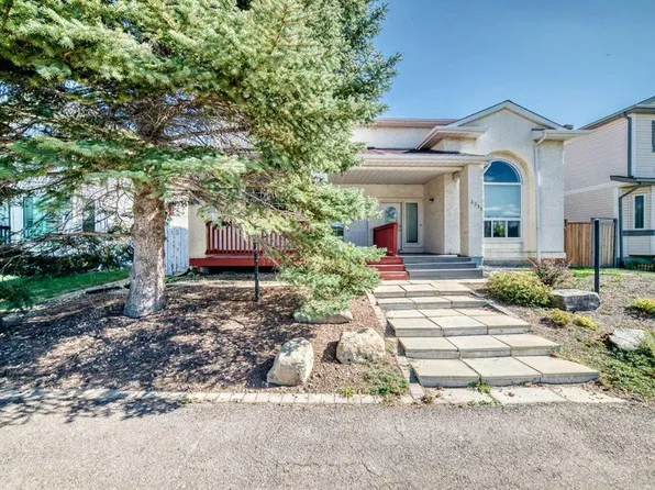 3315 W Catalina Blvd NE, Calgary, AB T1Y 6T8