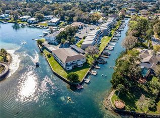16 Beach Ln UNIT 1-102, Crystal River, FL 34429