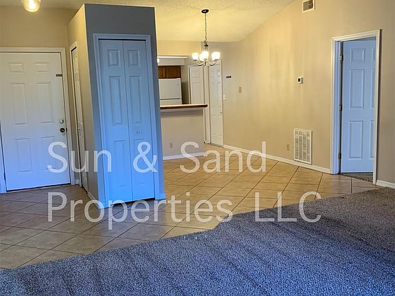3rd image of 1474 Keeling Dr