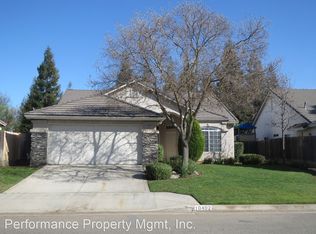 10402 N Baird Ave, Fresno, CA 93730