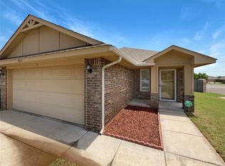 924 Denmark St, Yukon, OK 73099