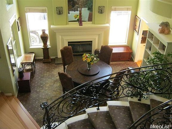 5th image of 3810 Gleneagles Dr