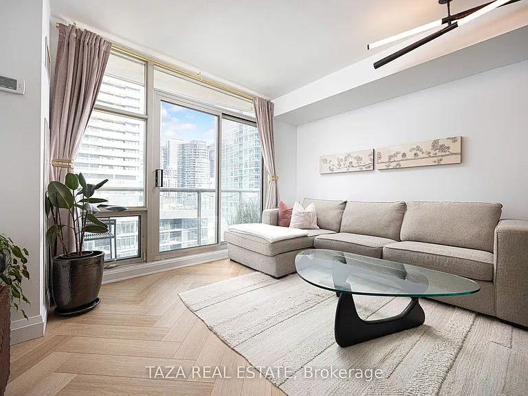 10 Navy Wharf Ct #1705 — Photo 5