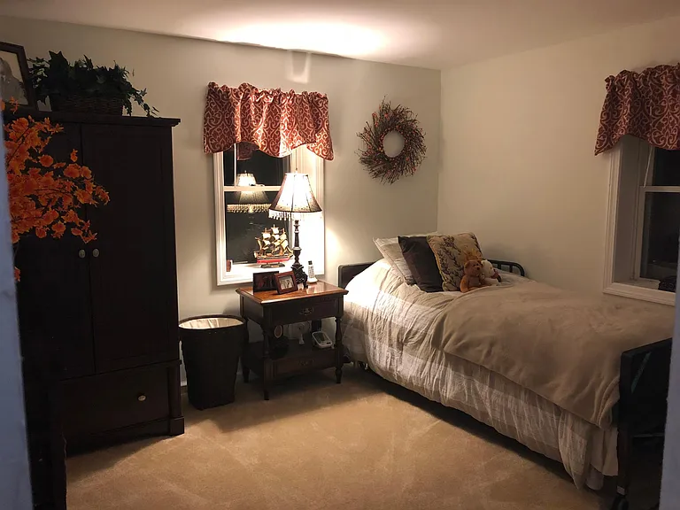 Silver Beech Dr — Photo 2