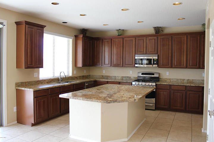 1st image of 17975 W Banff Ln