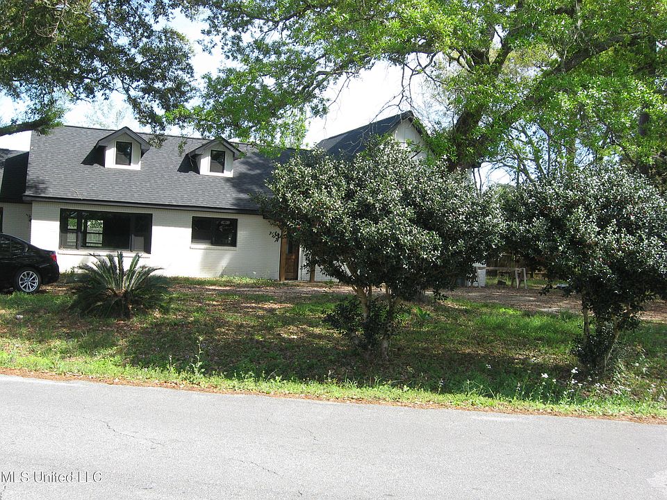 9329 Ridgeview Dr, Ocean Springs, MS 39564 Zillow