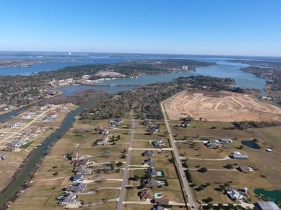 3rd image of 19012 Harbor Side Blvd