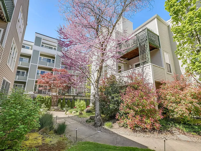 205 SW Montgomery St #204 — Photo 25