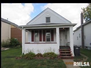 652 6th Ave S, Clinton, IA 52732