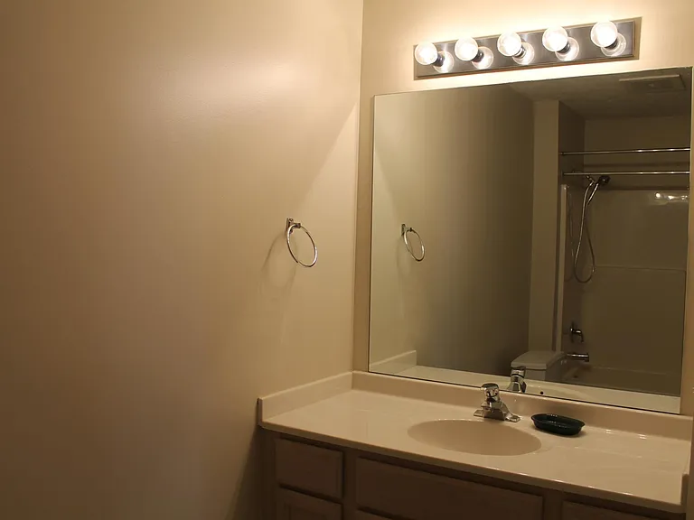 14908 Lenox Dr — Photo 11