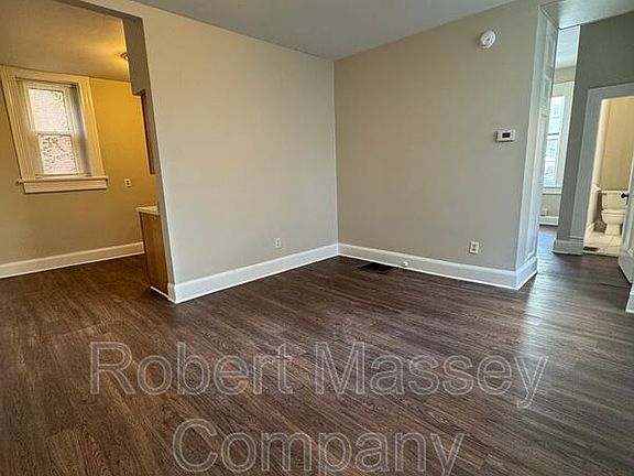 3rd image of 1271 Cherokee Rd APT 2