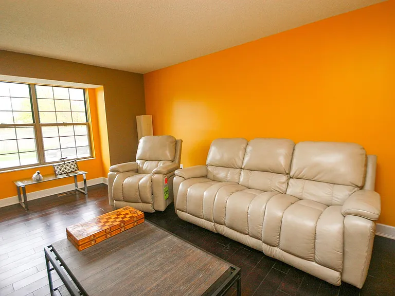 1310 Abbeyhill Dr — Photo 11
