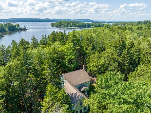 104 Dunn Lane, Islesboro, ME 04848