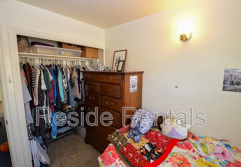 686 Darwin Ave #3 — Photo 8
