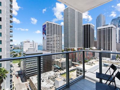 227 NE 2nd St #2209, Miami, FL, 33132
