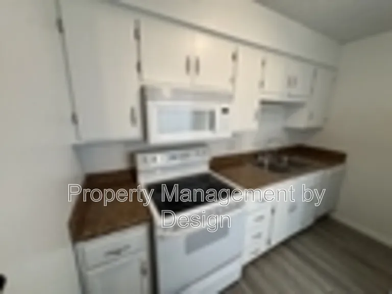 1039 5th St #7 — Photo 4