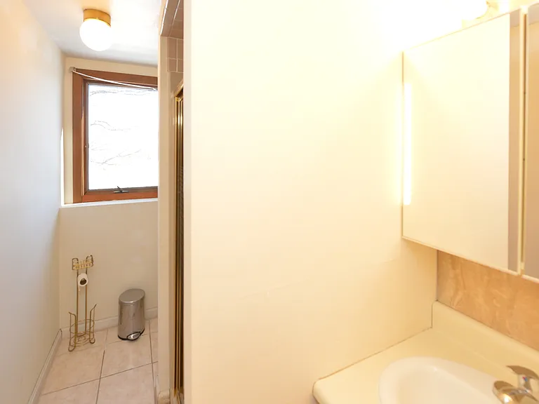 79 Grand Blvd — Photo 23