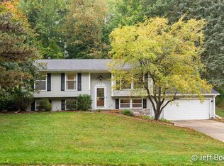 541 Adaway Ave SE, Ada, MI 49301