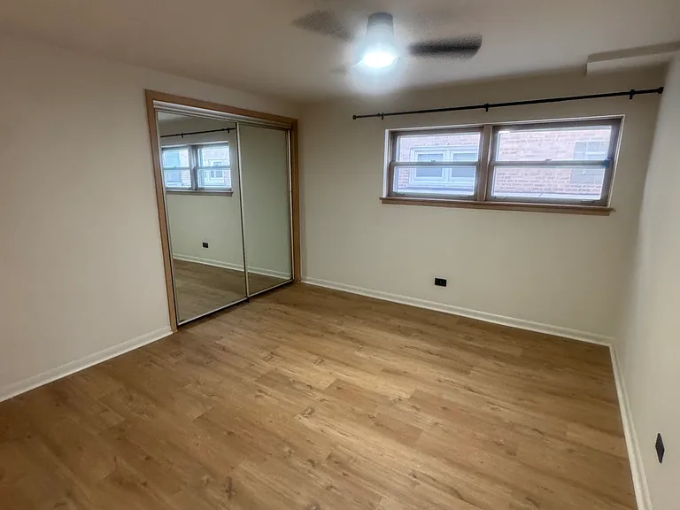 8536 W Berwyn Ave #G — Photo 14