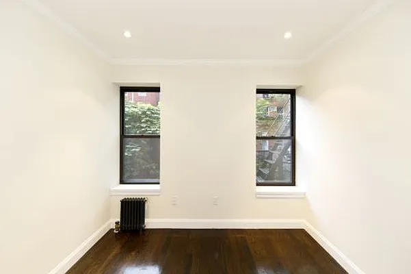 Rented by Icon Realty Management | media 35