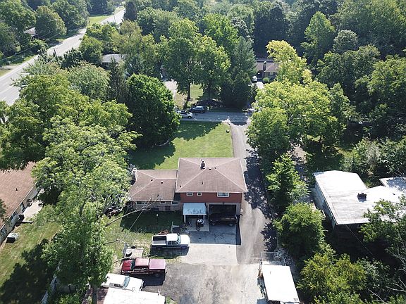 3rd image of 4540 Eastbourne Dr