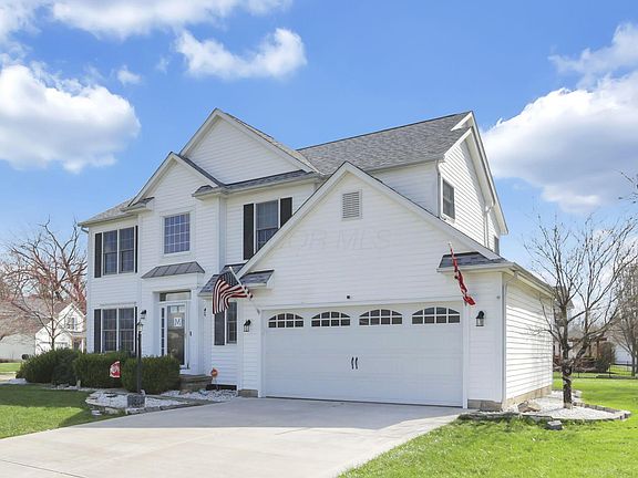 5th image of 105 Blaine Ct