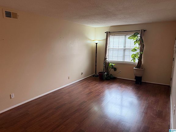 3rd image of 838 Beacon Pkwy E APT D