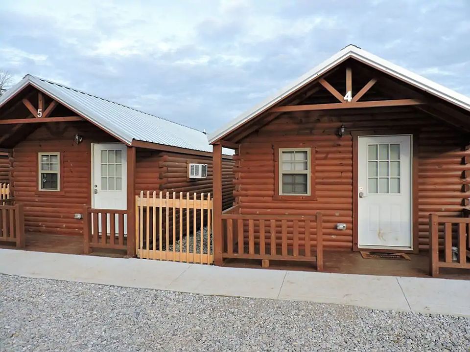 1st image of 250 Bear Ln #250