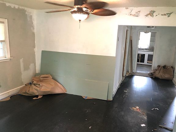 2nd image of 2217 3rd Ave N