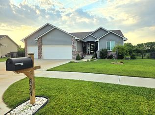 824 Bellows St, Derby, KS 67037
