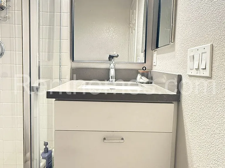 2760 Farragut Rd #113 — Photo 12