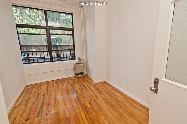 Rented by Fiddler Realty | media 44