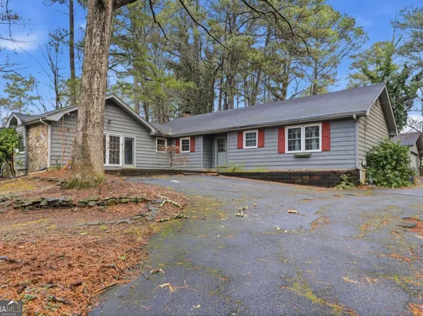 1984 Windburn Ct, Snellville, GA 30078